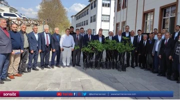 &Ccedil;ift&ccedil;ilere 640 bin sebze fidesi dağıtıldı