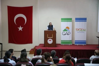 &Ccedil;ift&ccedil;ilere y&ouml;nelik "Toprakta Dijital Ayak İzi Projesi"nin tanıtımı yapıldı