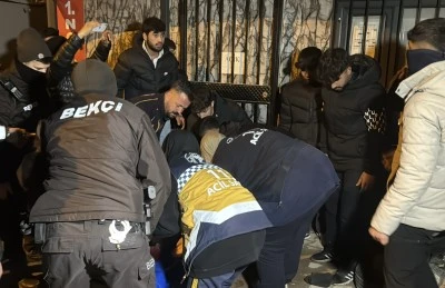 &Ccedil;ıkan bı&ccedil;aklı kavgada 2 kişi yaralandı