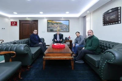 &Ccedil;in'in resmi haber ajansı Xinhua Mardin'deki tarihi yerleri g&ouml;r&uuml;nt&uuml;ledi