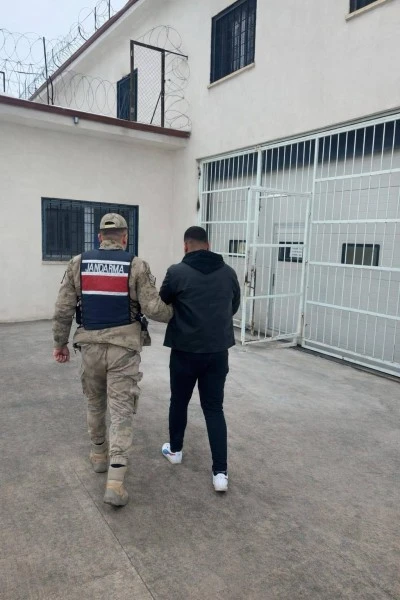Cinayet su&ccedil;undan aranan Şahıs yakalandı