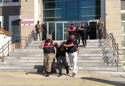 Cinsel saldırı iddiasıyla 14 ş&uuml;pheli tutuklandı