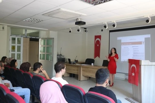 Cizre'de T&Uuml;BİTAK Projeleri Bilgilendirme Toplantısı yapıldı