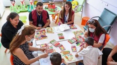 &Ccedil;ocuk Onkoloji Servisi&rsquo;ndeki &ccedil;ocuklara moral etkinliği