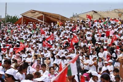 &Ccedil;ocuklar Gazzeli yaşıtları i&ccedil;in toplandı