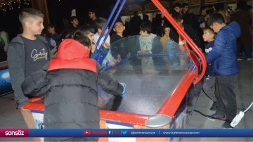 &Ccedil;ocuklar ramazan etkinliklerinde eğleniyor