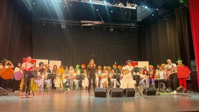 &Ccedil;ocukların sahnesi &ccedil;ok sevildi