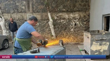 &Ccedil;&ouml;p konteynerlerine bakım ve onarım yapılıyor