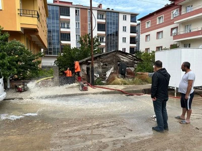 &Ccedil;orum'da sağanak etkili oldu