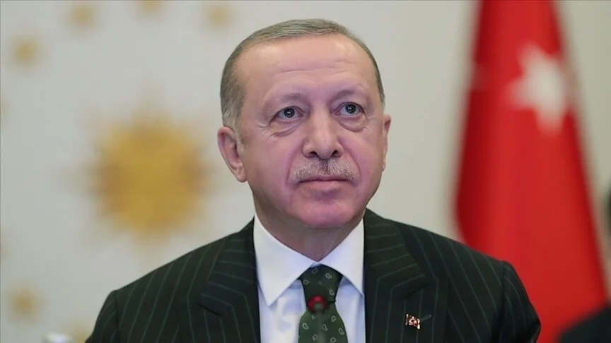 Cumhurbaşkanı Erdoğan'dan "sandıkları terk etmeyin" &ccedil;ağrısı