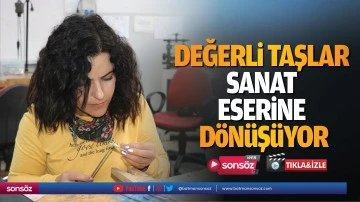 Değerli taşlar sanat eserine d&ouml;n&uuml;ş&uuml;yor