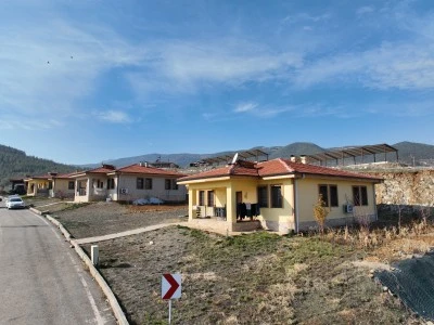Deprem b&ouml;lgesinde yıl sonuna kadar 452 bin konut ve iş yeri teslim edilecek