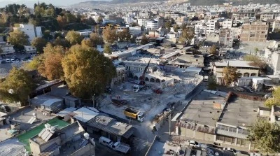Depremlerde yıkılan tarihi Tuz Hanı yeniden ayağa kaldırılıyor