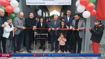 Depremzede kadınlara makine desteği
