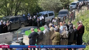 Dereye devrilen hafif ticari ara&ccedil;taki 4 kişi &ouml;ld&uuml;