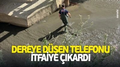 Dereye d&uuml;şen telefonu itfaiye &ccedil;ıkardı