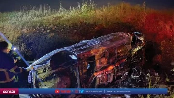 Devrilen otomobilin s&uuml;r&uuml;c&uuml;s&uuml; yaralandı