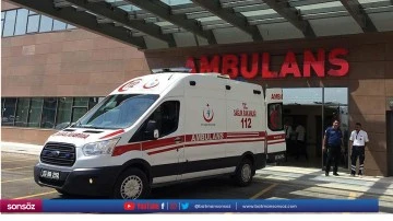 Devrilen trakt&ouml;r&uuml;n s&uuml;r&uuml;c&uuml;s&uuml; hayatını kaybetti