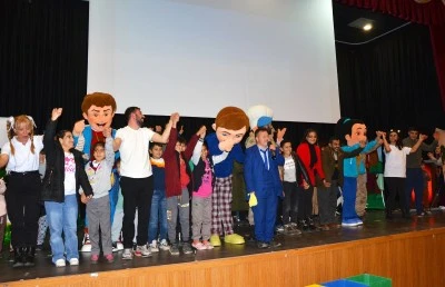 &ldquo;Dicle&rsquo;nin R&uuml;yası&rdquo; &ccedil;ocuk tiyatrosu sahnelendi