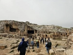 Dicle &Uuml;niversitesi &ouml;ğrencileri k&uuml;lt&uuml;rel mirasla buluştu