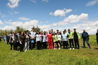 Dicle &Uuml;niversitesinde doğa y&uuml;r&uuml;y&uuml;ş&uuml; ve bisiklet turu etkinliği d&uuml;zenlendi