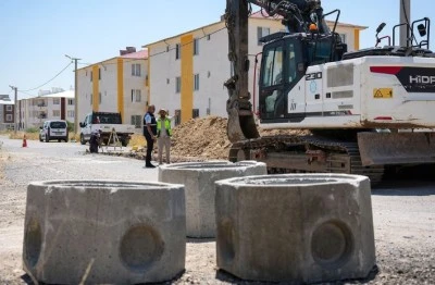 DİSKİ, Hani&rsquo;de yeni yerleşim alanları i&ccedil;in kanalizasyon hattı &ccedil;alışması başlattı