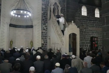  Diyanet İşleri Başkanı Erbaş, cuma hutbesi irat etti