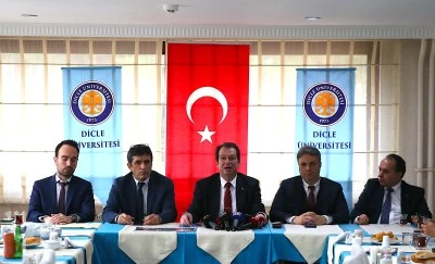 Diyarbakır'a kazandırılacak 600 yataklı Dicle &Uuml;niversitesi Hastanesi'nin 2027 sonunda tamamlanması hedefleniyor