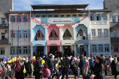 Diyarbakır'da bando takımı ekibi &ouml;ğrencilere m&uuml;zik ş&ouml;leni yaşattı