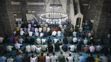 Diyarbakır'da bayram namazı kılındı