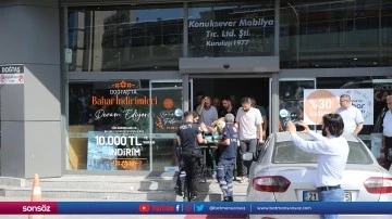 Diyarbakır'da &ccedil;ıkan silahlı, bı&ccedil;aklı ve sopalı kavgada 5 kişi yaralandı