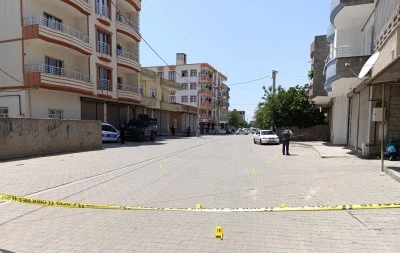 Diyarbakır'da &ccedil;ıkan silahlı kavgada 1'i ağır 6 kişi yaralandı