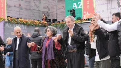 Diyarbakır'da d&uuml;zenlenen nevruz etkinliği sona erdi