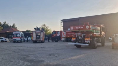 Diyarbakır'da kafe yangını ormanlık alana sı&ccedil;ramadan s&ouml;nd&uuml;r&uuml;ld&uuml;