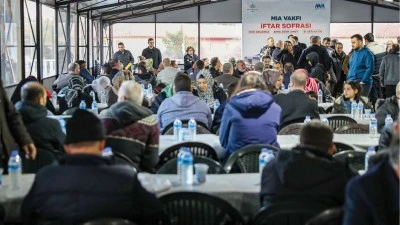 Diyarbakır'da MİA Vakfınca iftar programı d&uuml;zenlendi