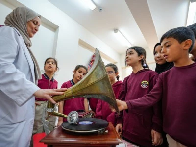 Diyarbakır'da &ouml;ğrenciler Maarif Modeli ile oluşturulan sınıfta ge&ccedil;mişe yolculuk yapıyor