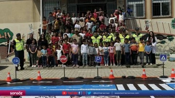Diyarbakır'da &ouml;ğrencilere uygulamalı trafik eğitimi verildi