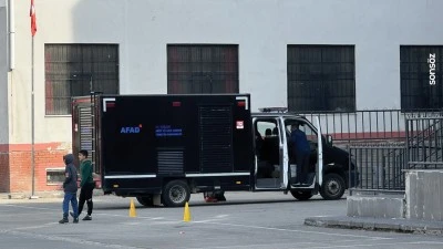 Diyarbakır'da &ouml;ğrencinin okulun lavabosuna d&ouml;kt&uuml;ğ&uuml; cıva AFAD ekiplerince temizlendi
