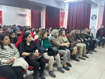 Diyarbakır'da "Anadolu Mektebi Mustafa Kutlu" paneli d&uuml;zenlendi