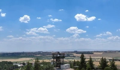 Diyarbakır'da "ateş savaş&ccedil;ıları" olası yangınlara karşı n&ouml;bette