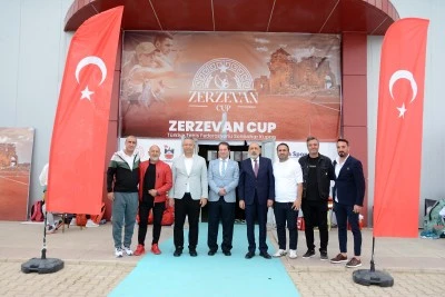 Diyarbakır'da "Sonbahar Kupası Zerzevan Cup" tenis turnuvası başladı