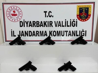 Diyarbakır'da silah ka&ccedil;ak&ccedil;ılığı operasyonunda 1 kişi yakalandı