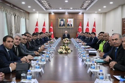 Diyarbakır'da yeni eğitim &ouml;ğretim yılı değerlendirmesi yapıldı