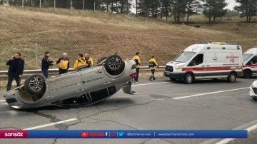 Diyarbakır'da takla attan otomobildeki 2 kişi yaralandı