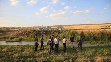Diyarbakır Kırsal Tavşantepe Mahallesinde Kaybolan Kız &Ccedil;ocuğu i&ccedil;in Devam Eden Arama &Ccedil;alışmaları