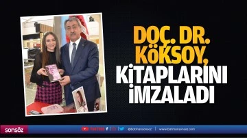 Do&ccedil;. Dr. K&ouml;ksoy, kitaplarını imzaladı