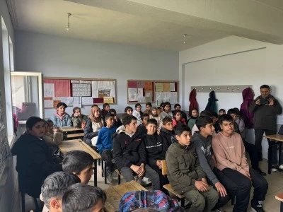 Doğu Koruma Ekipleri, &ouml;ğrencilerle bir araya geldi