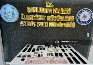 Dolandırıcılık operasyonunda 21 ş&uuml;pheli yakalandı
