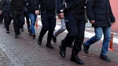 Dolandırıcılık operasyonunda 5 ş&uuml;pheli tutuklandı