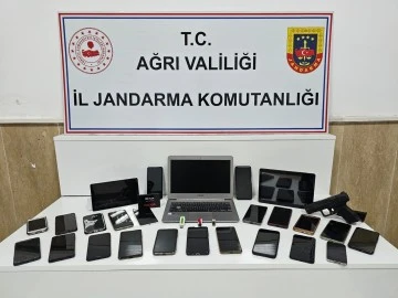 Dolandırıcılık operasyonunda 9 ş&uuml;pheli tutuklandı